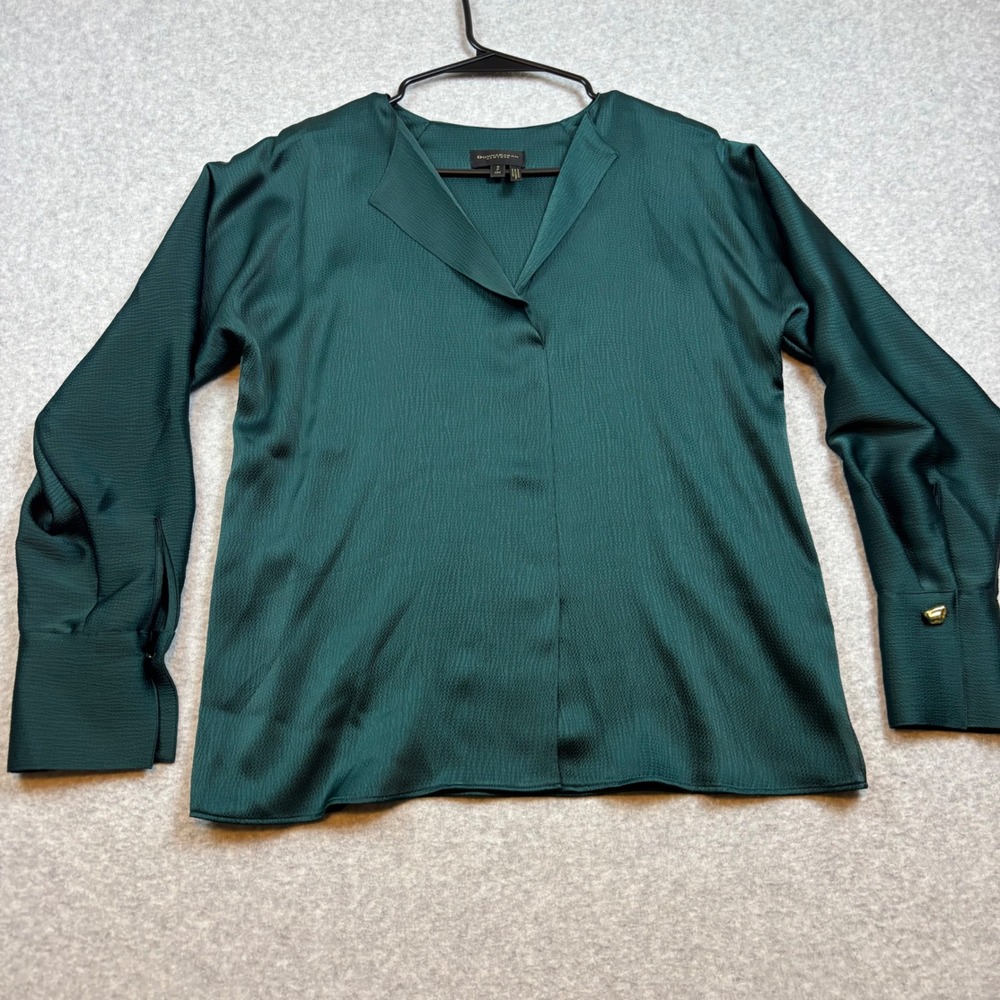 Donna Karan New York Blouse Womens Small Green Textured Satin V-Neck Gold Cuffs